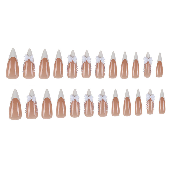 Elegante Premium Dekorative Nagelverzierungen Karnz