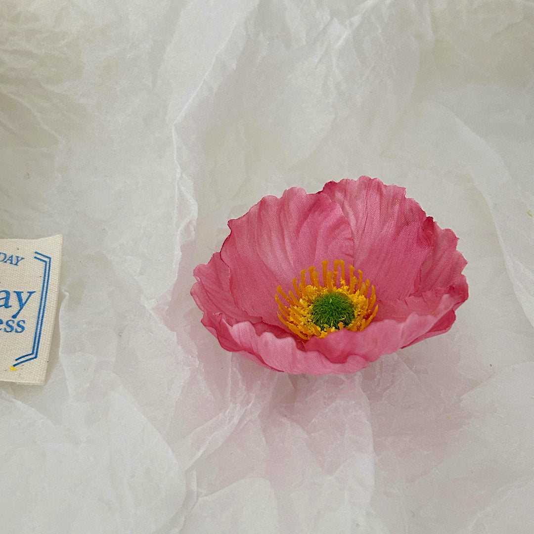 Elegante Künstliche Blüte mit Detailreichem Mittelpunkt Karnz