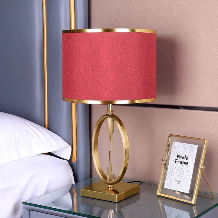 Elegante moderne Tischlampe