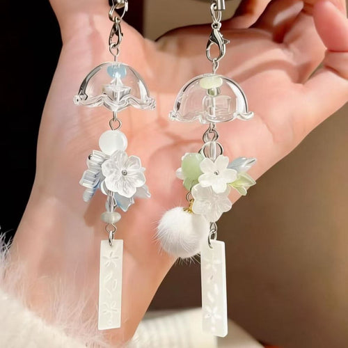 Dekorativer Floral Charm Schlüsselanhänger Karnz