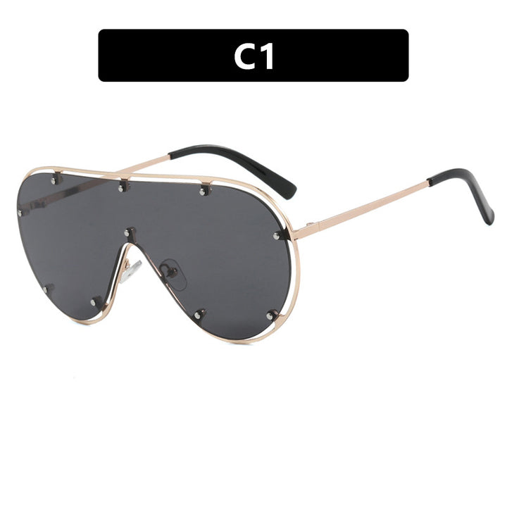 Damen modische oversized Sonnenbrille im stilvollen Retro-Design Karnz