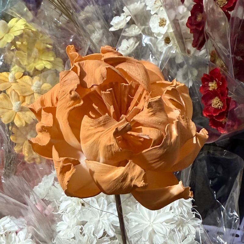 Elegante dekorative Kunstblumenstrauß