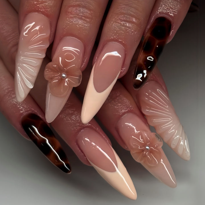 Premium dekorative Acryl-Nagelspitzen Karnz