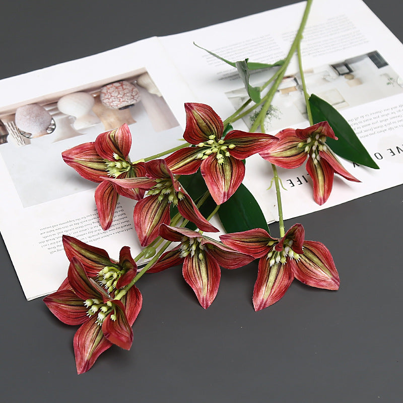 Realistische dekorative Blumenstängel