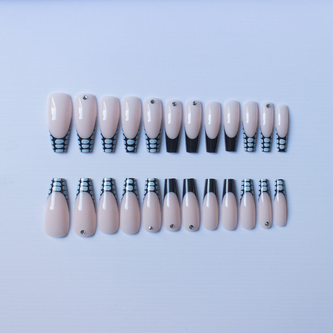 Künstlerisches Acryl-Nagelkunst-Set mit eleganten Punktdesigns