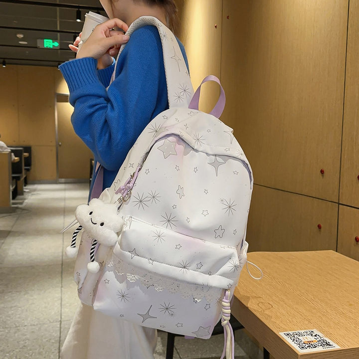 Rucksack mit Verträumtem Sternenmotiv und Praktischen Funktionen Karnz