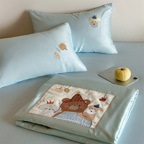 Kinder-Bettwäscheset mit applizierten Tierfiguren, satinierter Hülle und gesteppter Decke