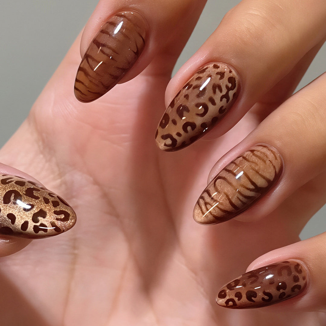 Stylisches Tiermuster Press-On Nail Set Karnz