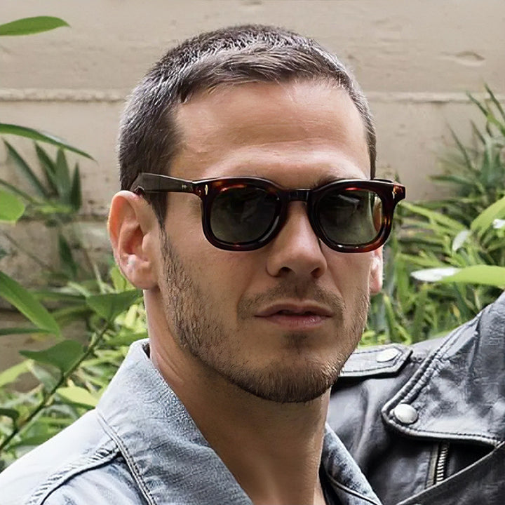 Damen Modische Sonnenbrille im hochqualitativen Design Karnz