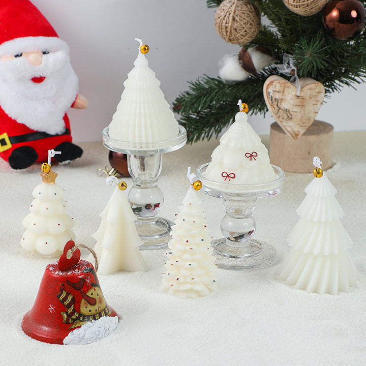 Weihnachtsbaumförmige hängende dekorative Sojawachskerze mit Sternenaufsatz
