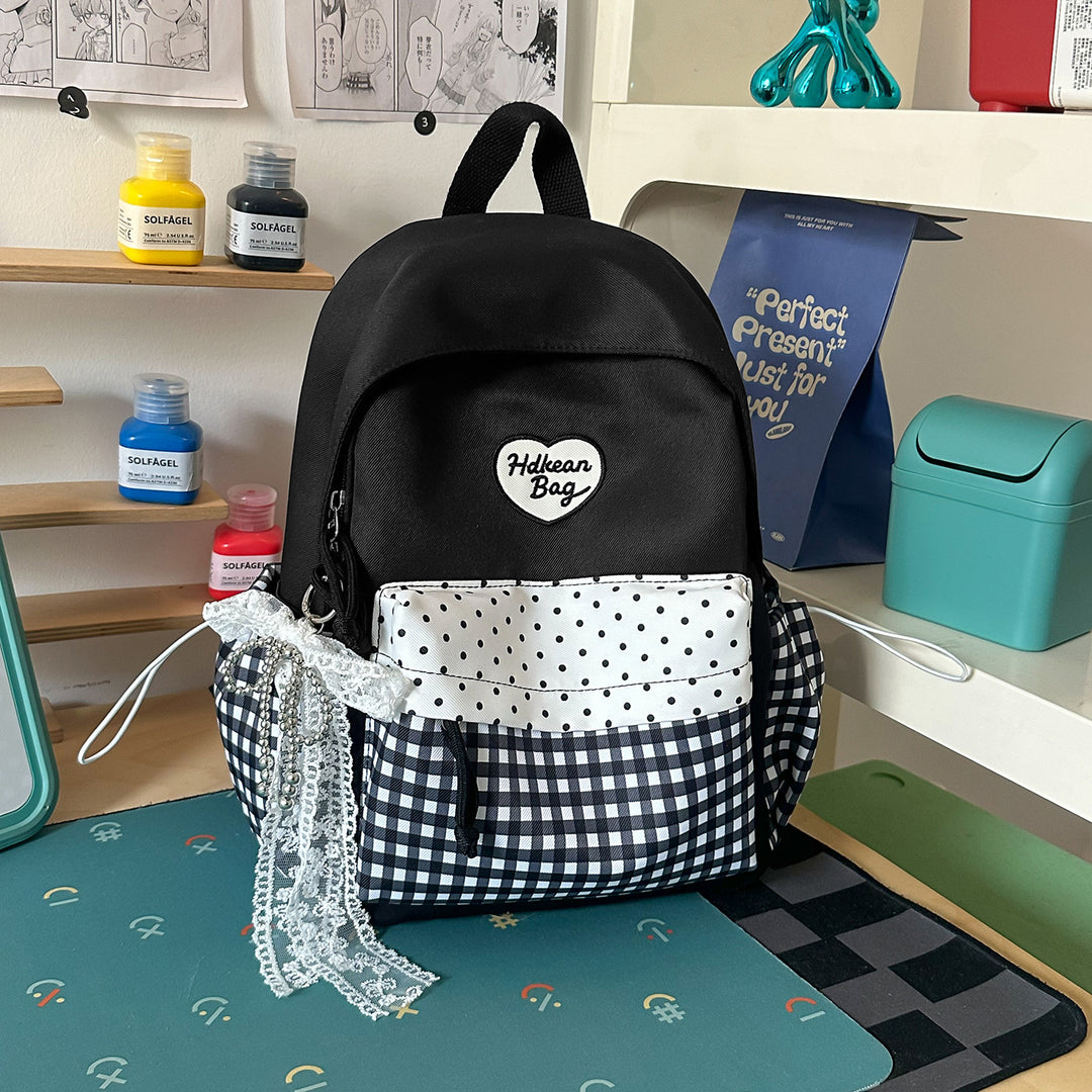 Stilvoller Freizeit-Rucksack mit dekorativem Akzent Karnz