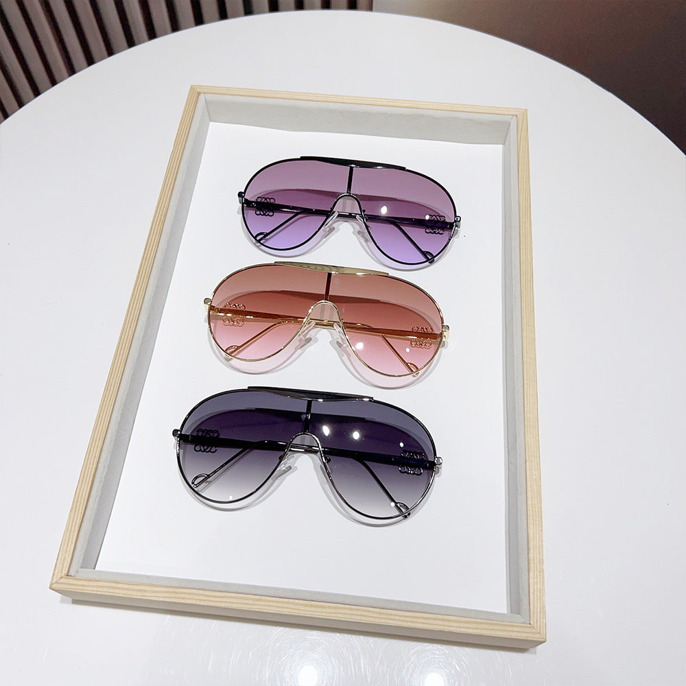 Übergroße Aviator-Sonnenbrille mit Farbverlauf-Gläsern Karnz