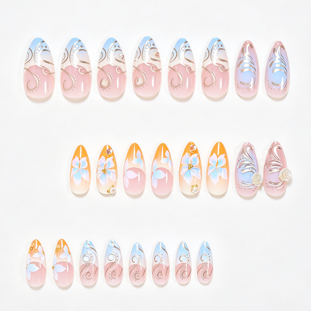 Florale verzierten Stiletto Nagelkunst Karnz