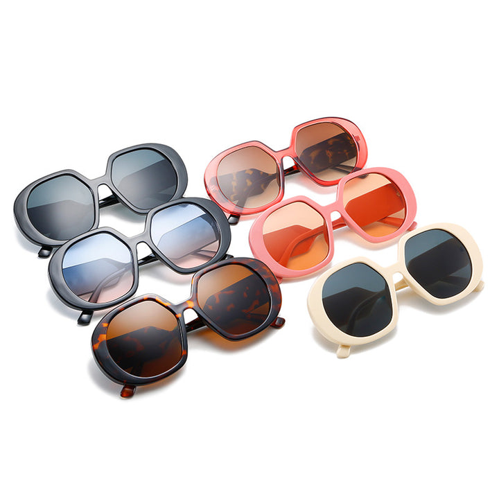Damen oversized Sonnenbrille mit markantem Rahmen und UV-Schutz Karnz