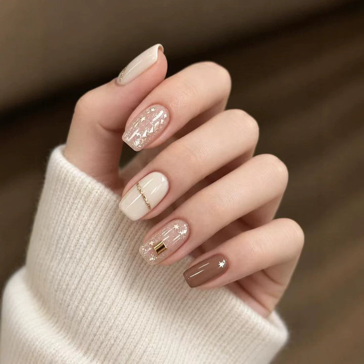 Dekoratives Press-On Nagelkunst Set