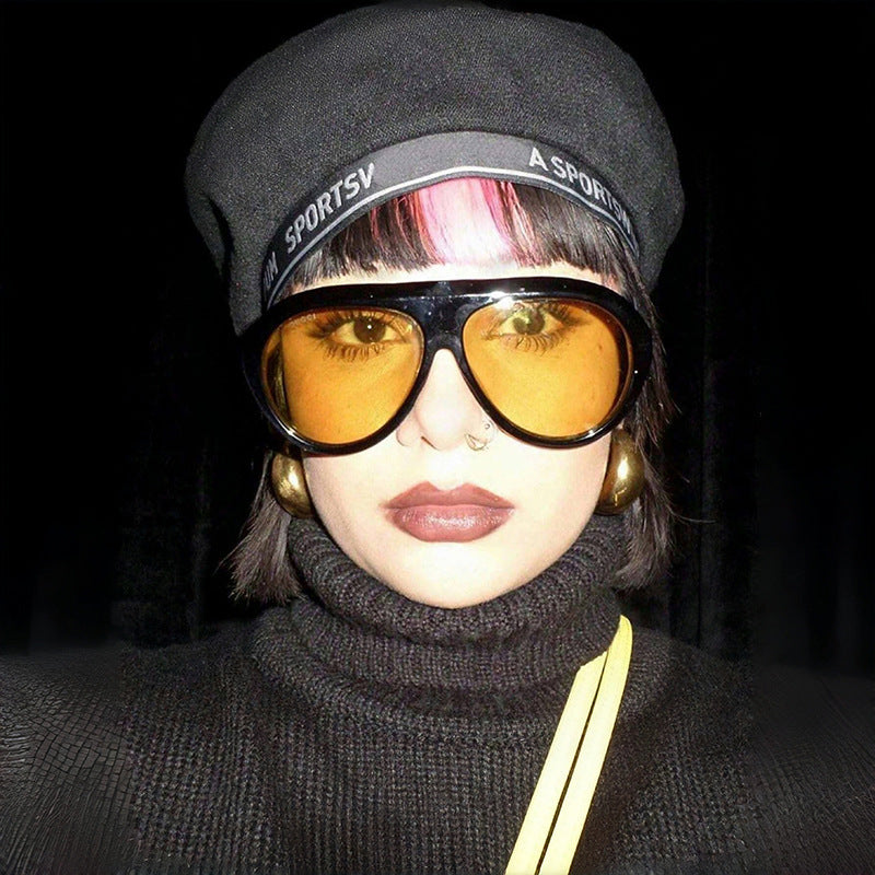 Damen Sportliche Sonnenbrille mit schnittigem Design und polarisierenden Gläsern Karnz
