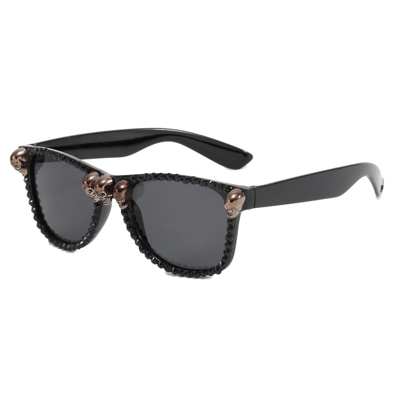 Damen extravagante Sonnenbrille mit Kristallverzierungen Karnz