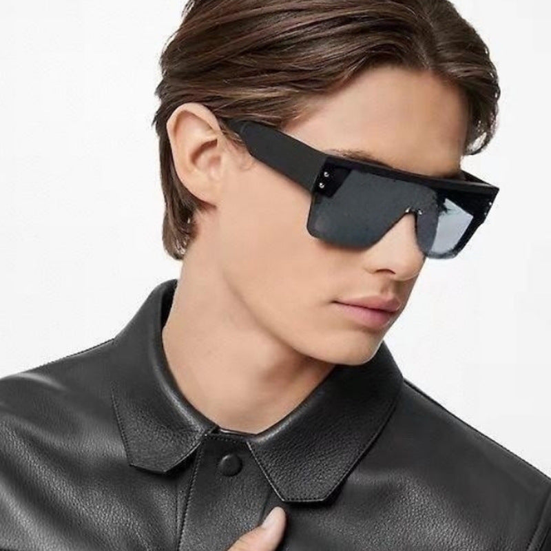 Damen modische Sonnenbrille mit oversized Design und schützendem UV-Filter Karnz