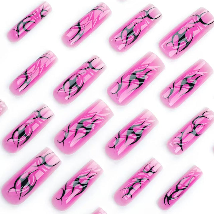 Kunstvolle Nagelspitzen mit floralen und abstrakten Designs Karnz 1788229281