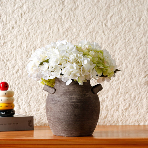 Dekorativer Krug Karnz