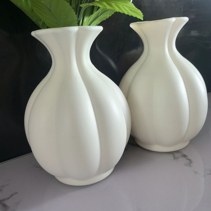 Elegante Skulpturierte Dekorative Vase Karnz