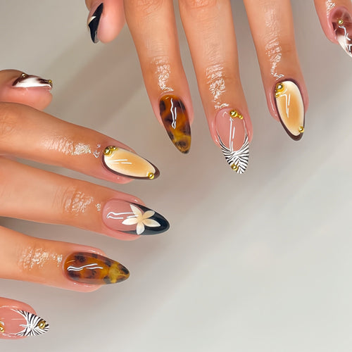 Künstlerisches Nageldesign-Kit Karnz