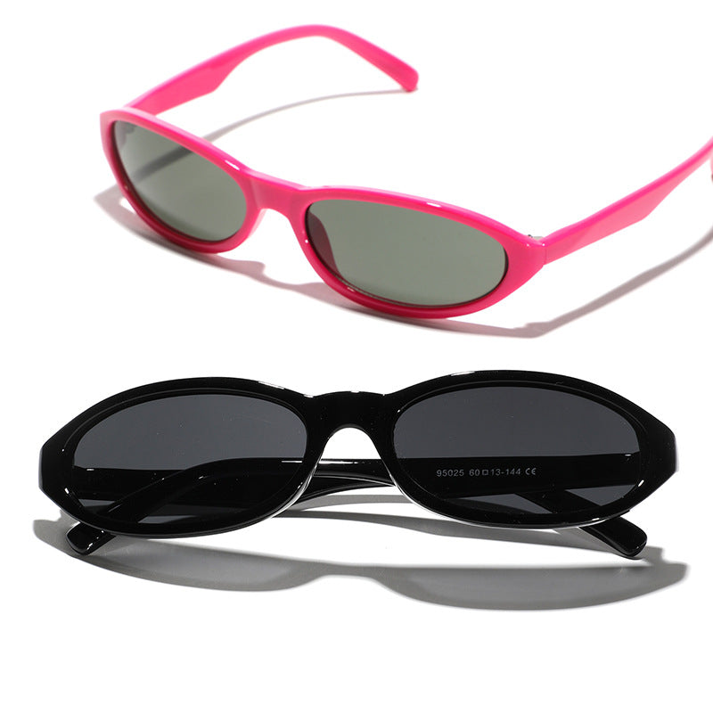 Damen modische Sonnenbrille im stilvollen Retro-Design Karnz