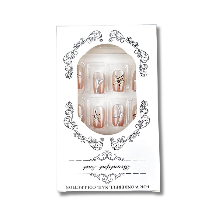 Künstlerisches Nageldesign