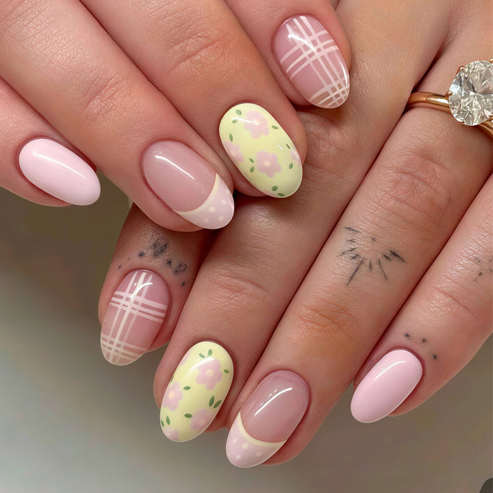 Blumenmuster Press-On Nagelkunst Tipps Karnz