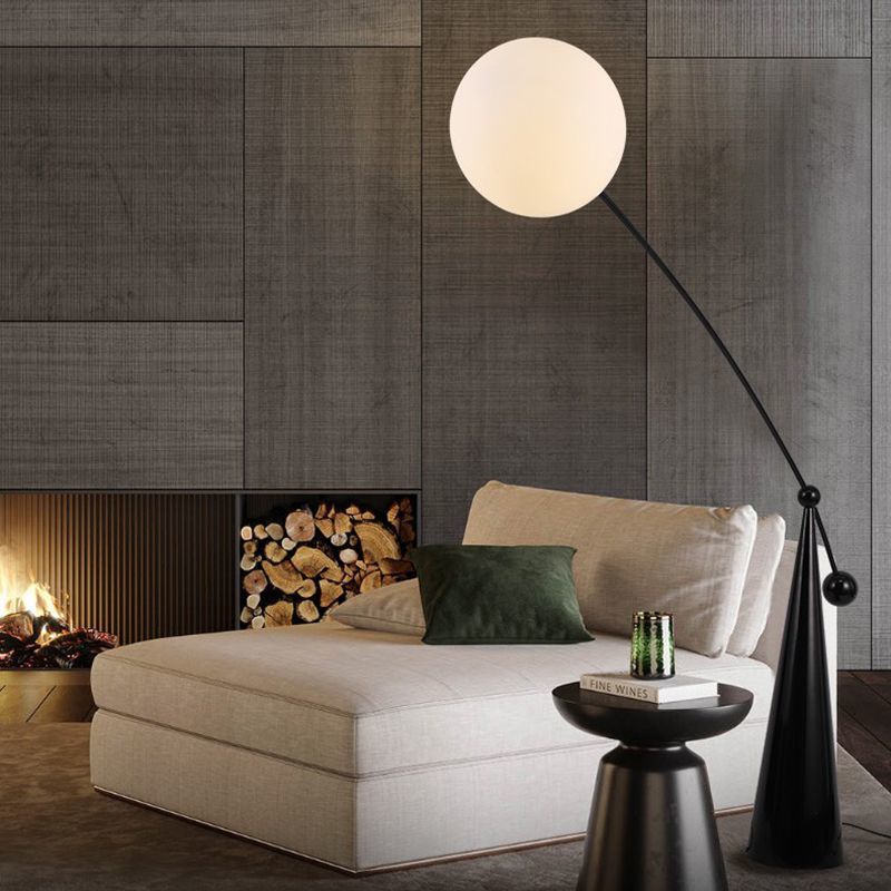 Moderne Stehlampe