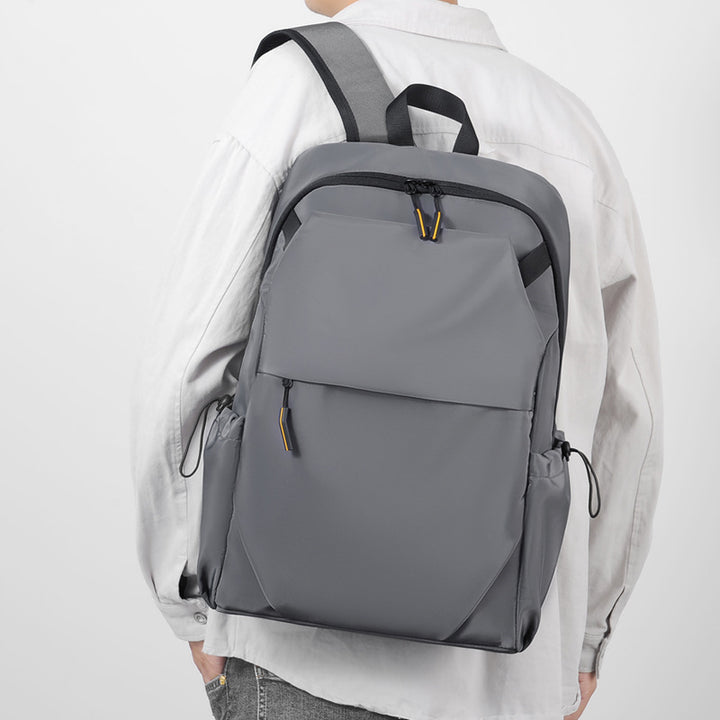Schlanker ergonomischer Reisucksack Karnz