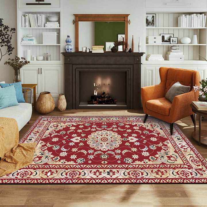 Klassischer, Vintage-inspirierter Teppich