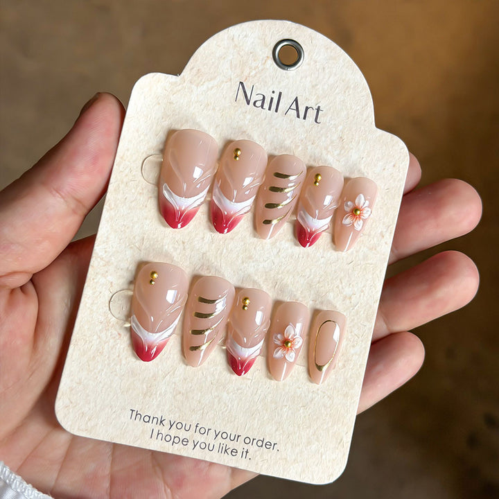Elegantes floral und Goldakzent Press-On Nagelset Karnz
