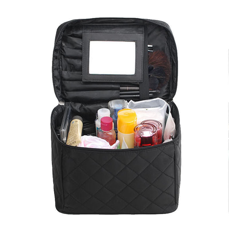 Quilted Makeup Organizer Case