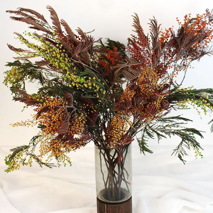 Dekoratives Trockenblumen-Zweigarrangement