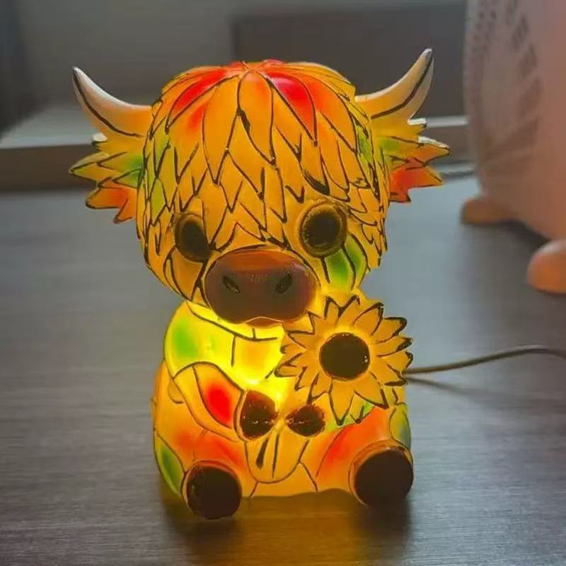 Dekorative Tiernachtlampe im Ochsen-Design Karnz