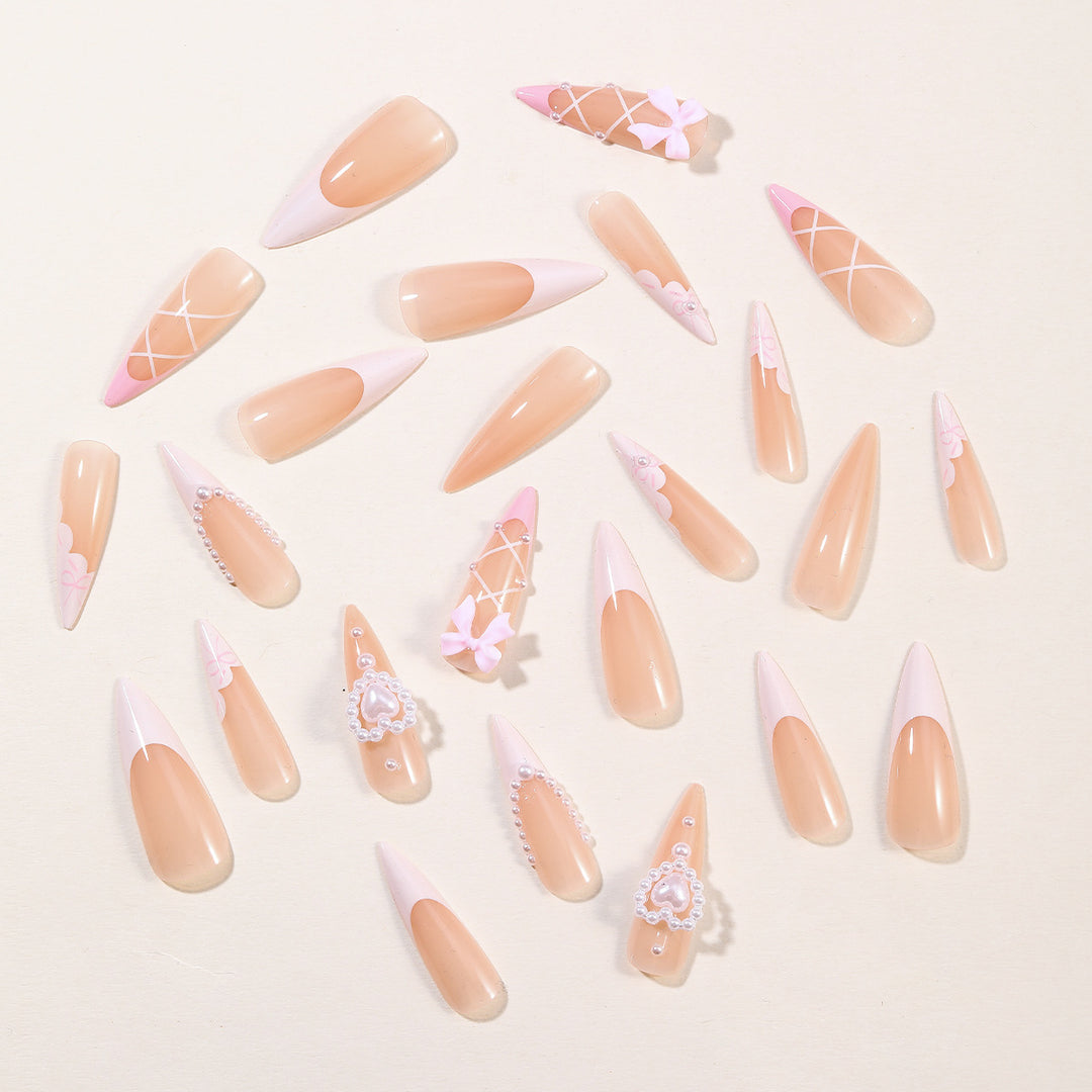 Dekorative Acryl-Stiletto-Nagelkunst-Erweiterungen Karnz