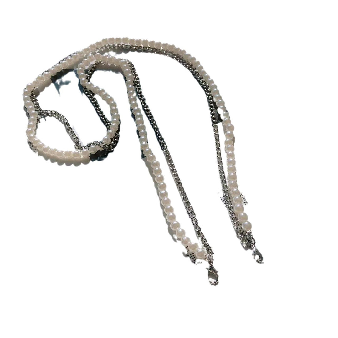 Eleganter Perlen- und Ketten-Brillenhalter Karnz
