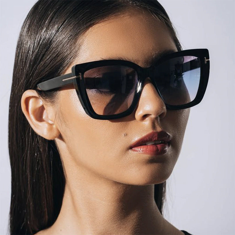 Damen große Sonnenbrille im modernen Design mit angesagtem Schildkrötenmuster Karnz