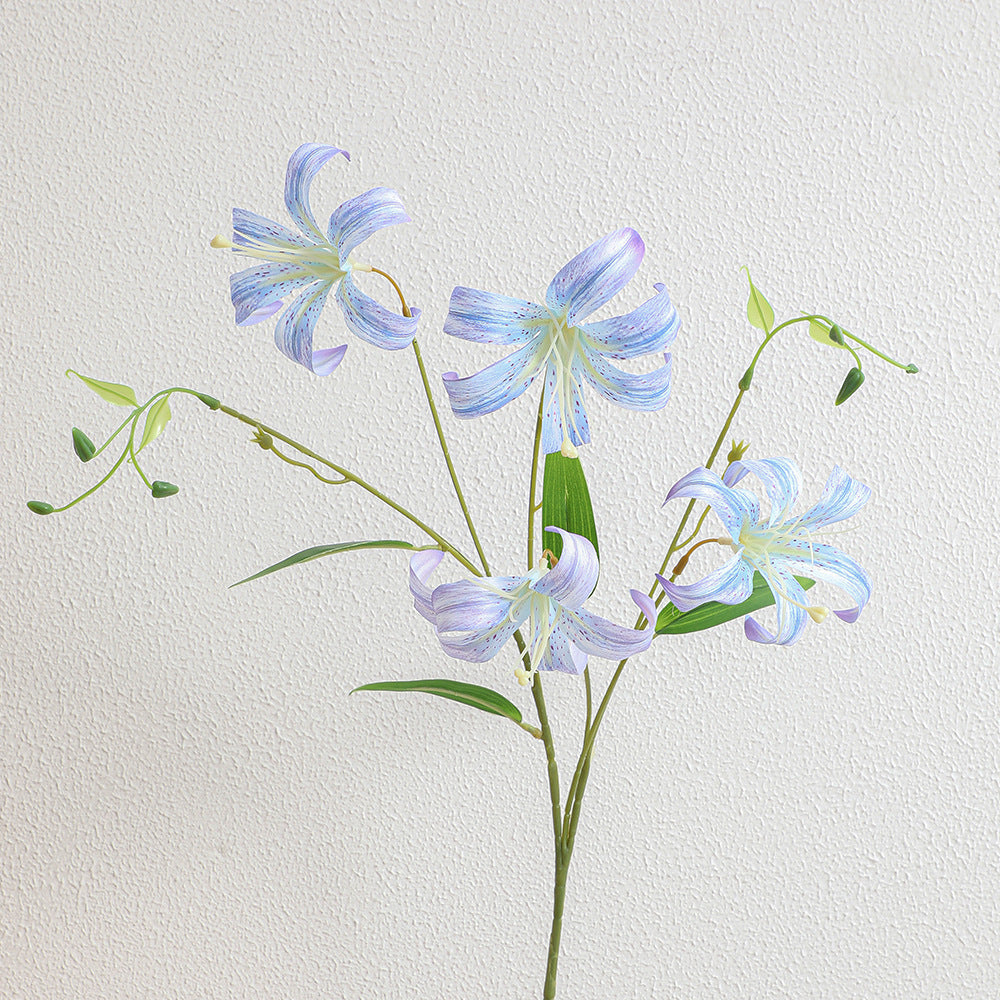 Künstlicher Lilienstrauß mit detailverliebten Blüten Karnz