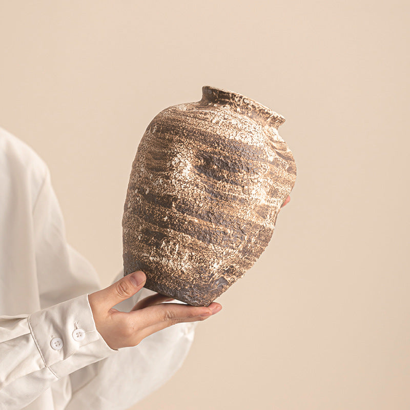 Rustikale strukturierte Keramik-Blumenvase