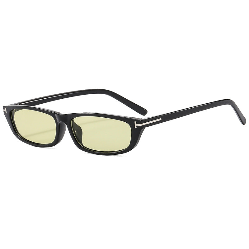 Damen modische Sonnenbrille im auffälligen Retro-Stil Karnz