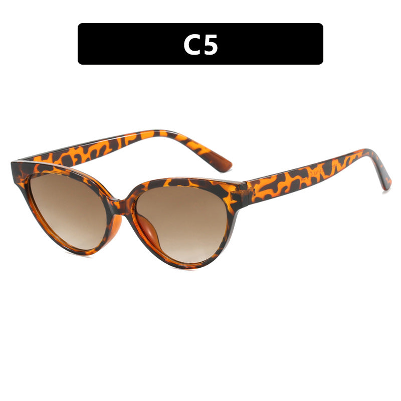 Damen Cat-Eye Sonnenbrille mit luxuriösem Muster und UV-Schutz Karnz