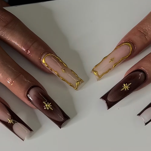 Künstlerische Lange Press-On Nagelkunstverlängerungen mit Goldverzierungen Karnz