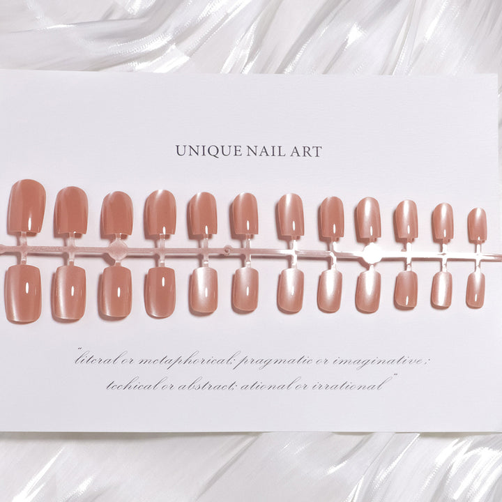 Einzigartiges Press-On Nageldesign Set Karnz