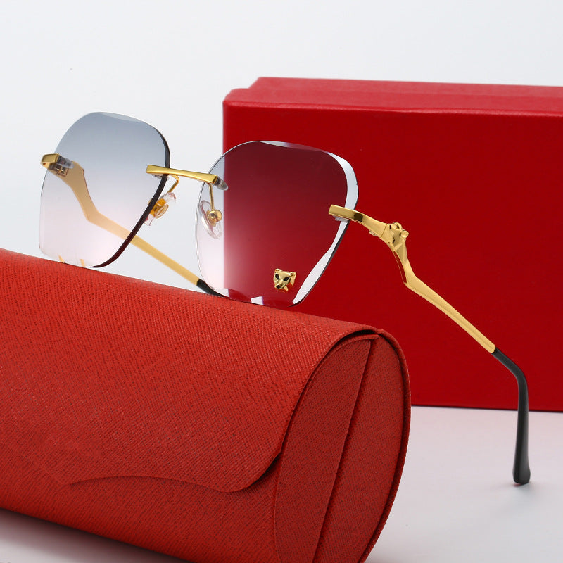 Damen stilvolle modische Korrektionsbrille Karnz