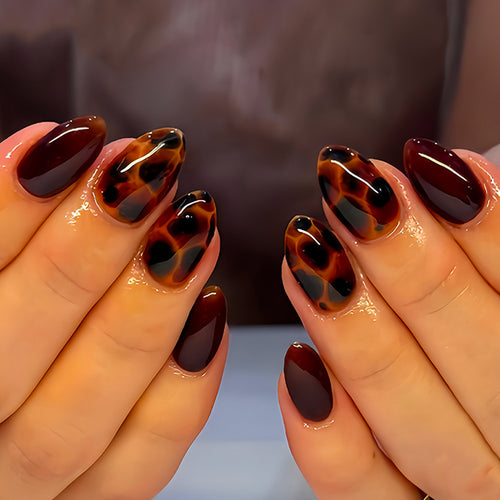 Premium Künstlerisches Press-On Nail Design Karnz