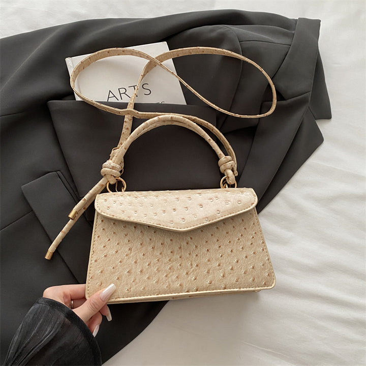 Strukturierte Lederhandtasche