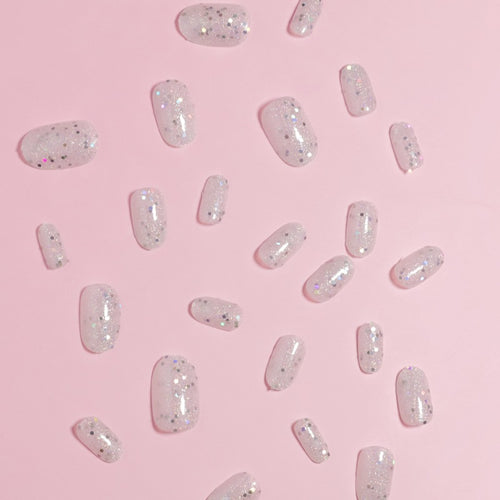 Glamouröser Glitzer Press-On Nagelset Karnz