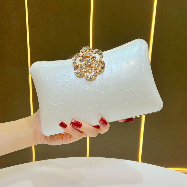 Elegante floral verzierte Abend Clutch